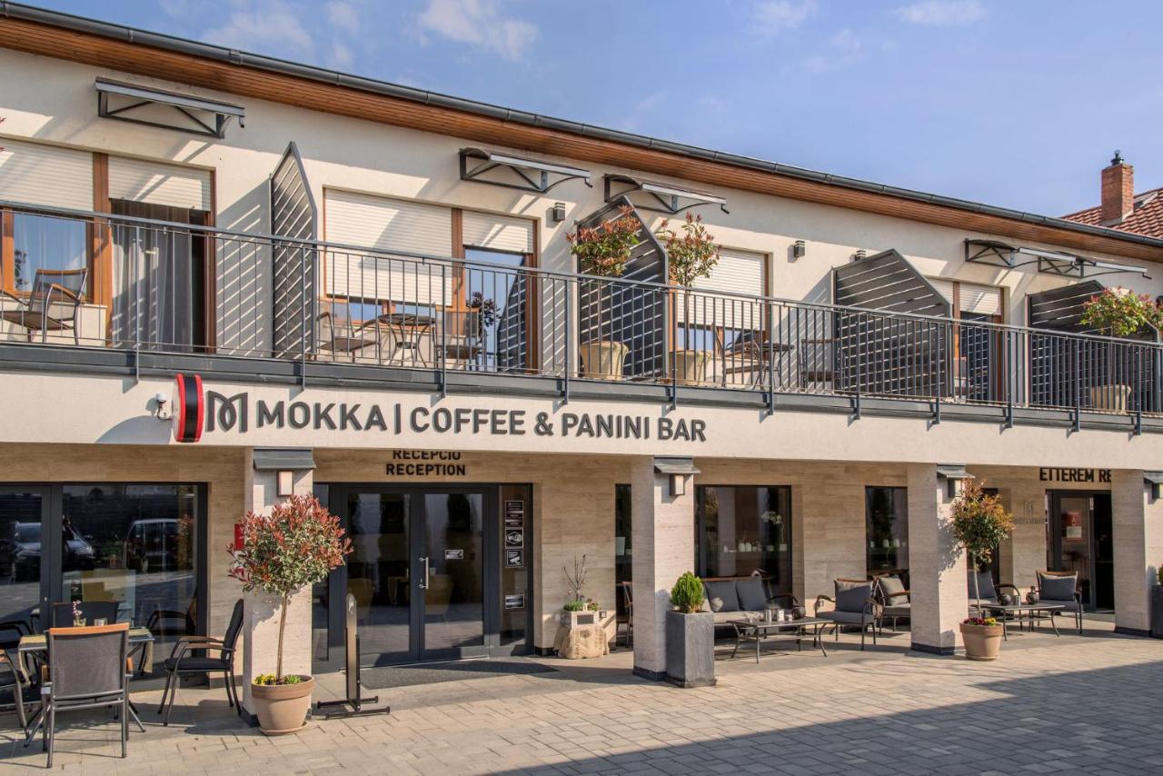 Mokka House Panzio Bed & Breakfast Miskolc Exterior photo
