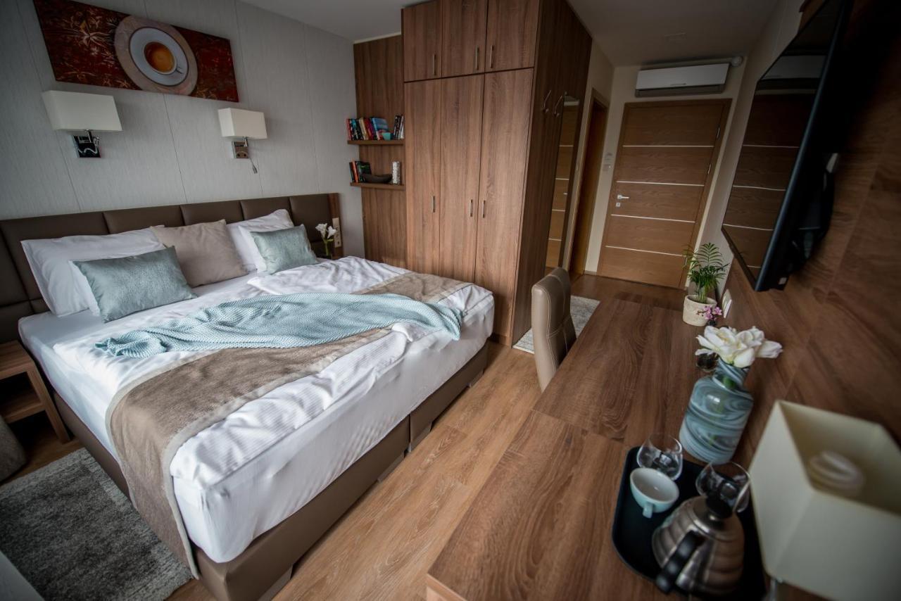 Mokka House Panzio Bed & Breakfast Miskolc Exterior photo