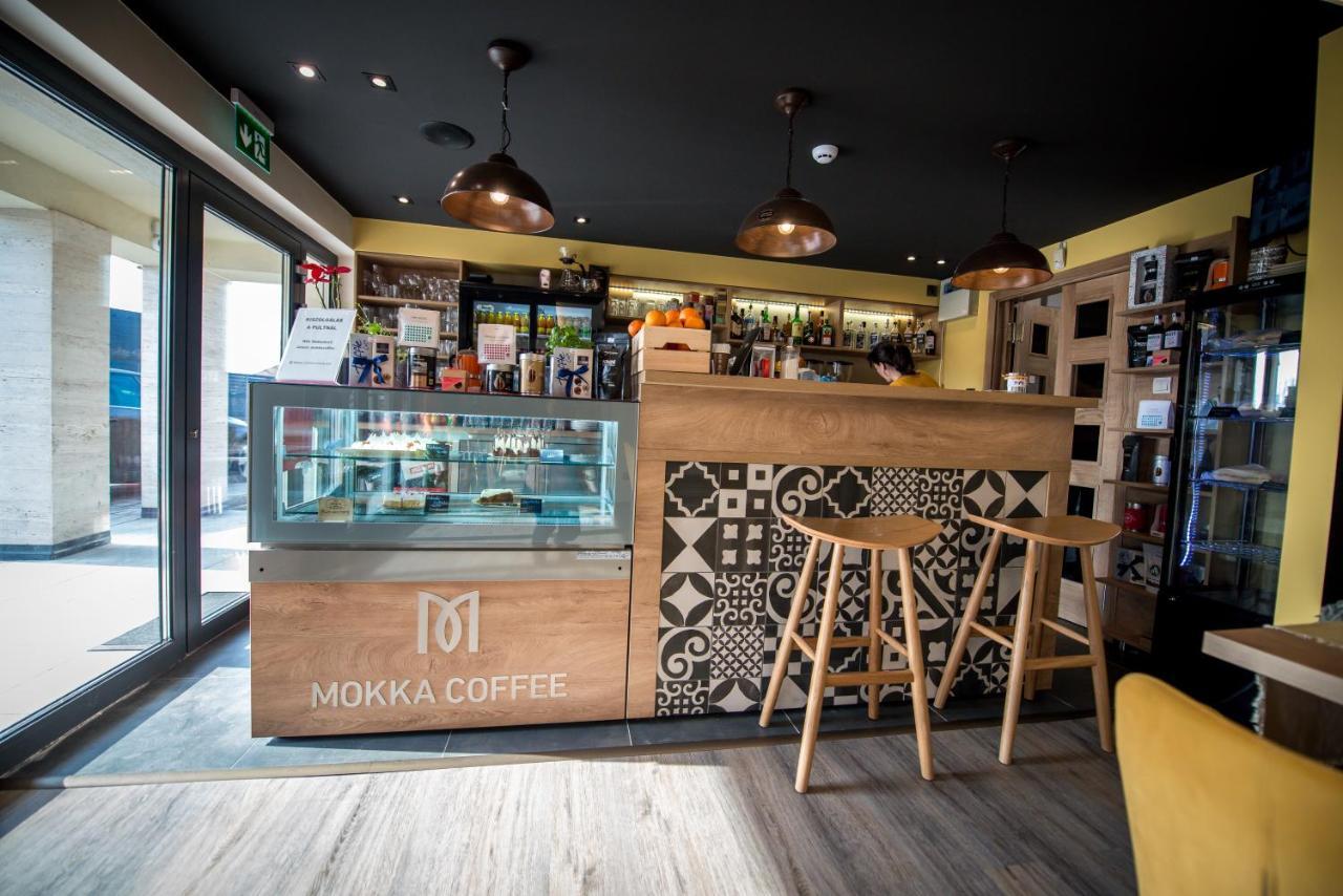 Mokka House Panzio Bed & Breakfast Miskolc Exterior photo