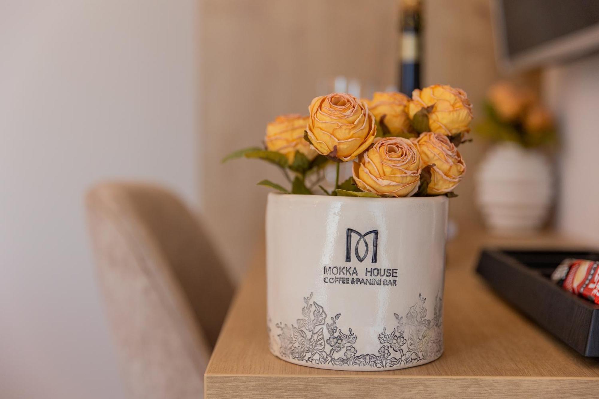 Mokka House Panzio Bed & Breakfast Miskolc Exterior photo