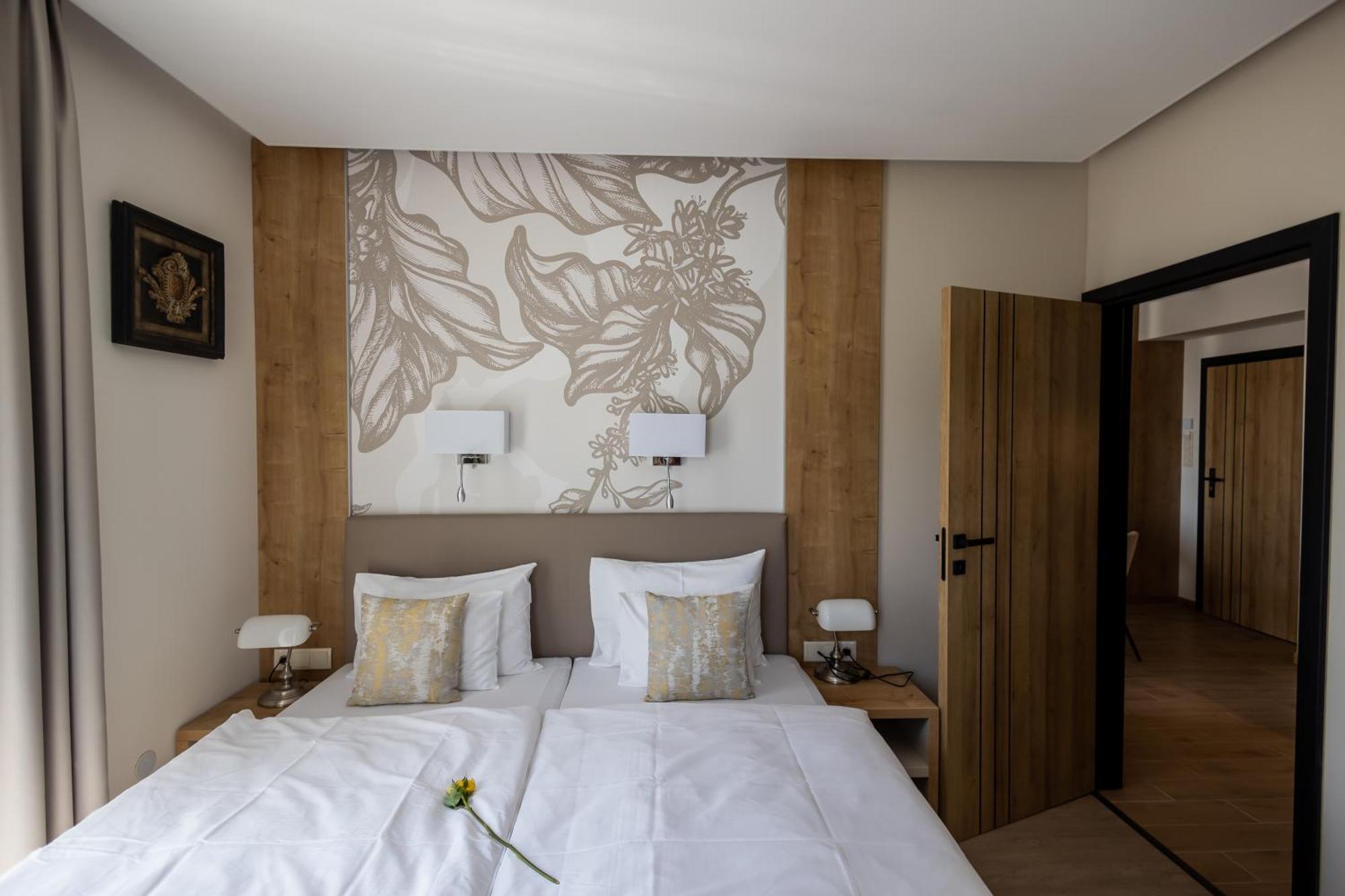 Mokka House Panzio Bed & Breakfast Miskolc Exterior photo