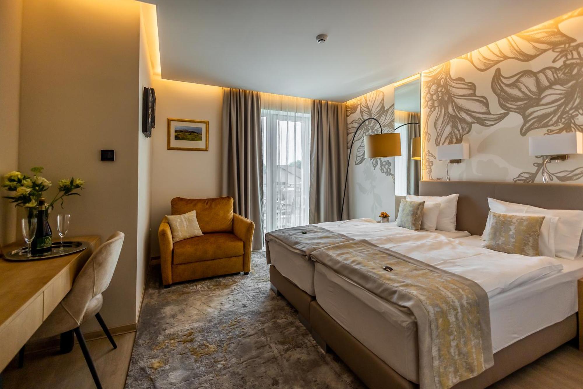 Mokka House Panzio Bed & Breakfast Miskolc Exterior photo